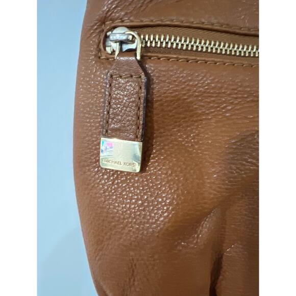 Michael Kors Tan Leather Crossbody & Blue Wristlet Wallet – Excellent Set - Picture 13 of 13